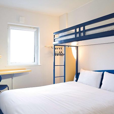 Ibis Budget Lille Lesquin Aeroport Eksteriør billede